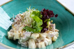 Hawaiian salad (1kg)