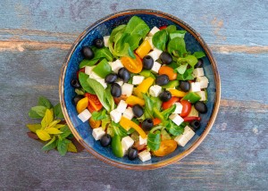 Sałatka grecka z serem feta i oliwkami (0,5kg)